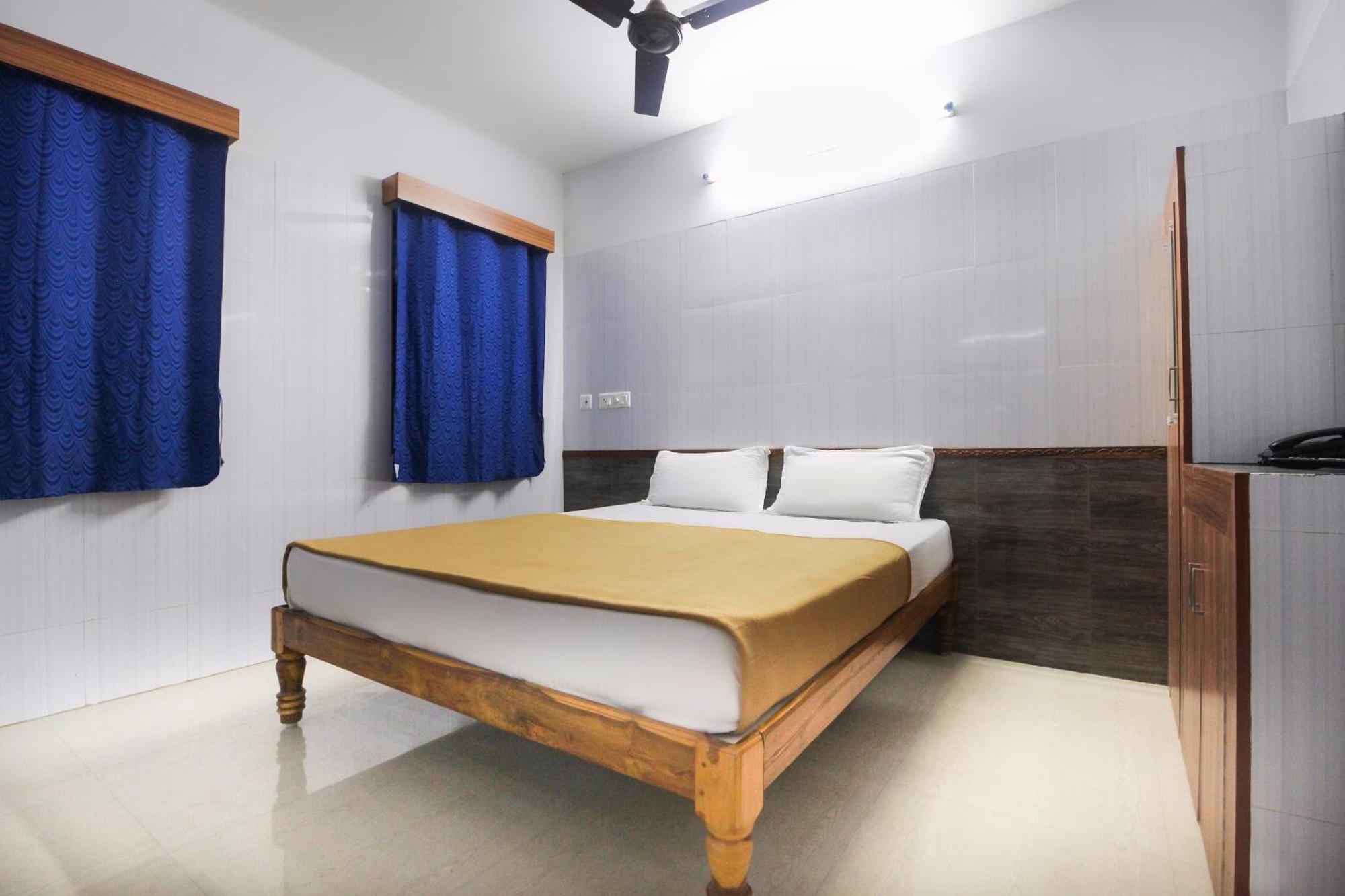 Hotel O Jks Deluxe Lodge Udaiyarpalaiyam Esterno foto