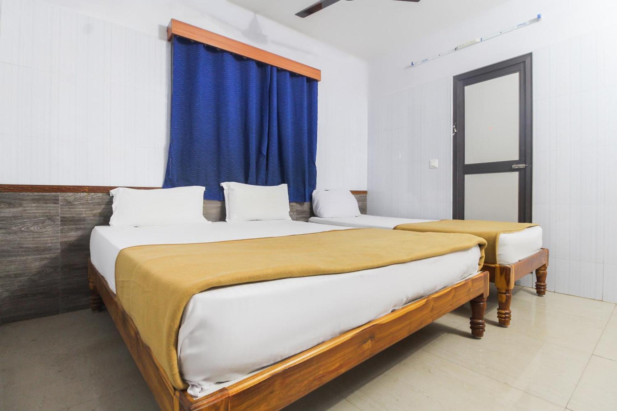 Hotel O Jks Deluxe Lodge Udaiyarpalaiyam Esterno foto