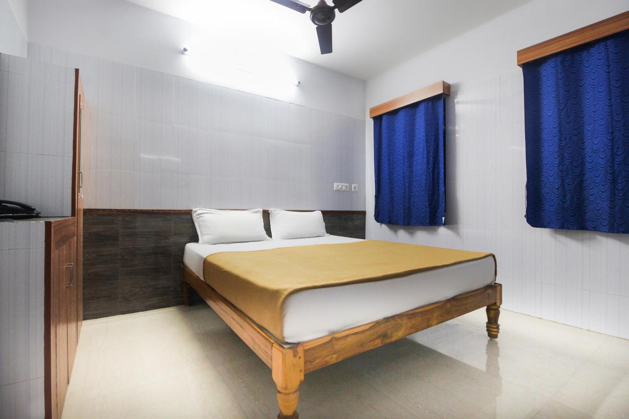 Hotel O Jks Deluxe Lodge Udaiyarpalaiyam Esterno foto