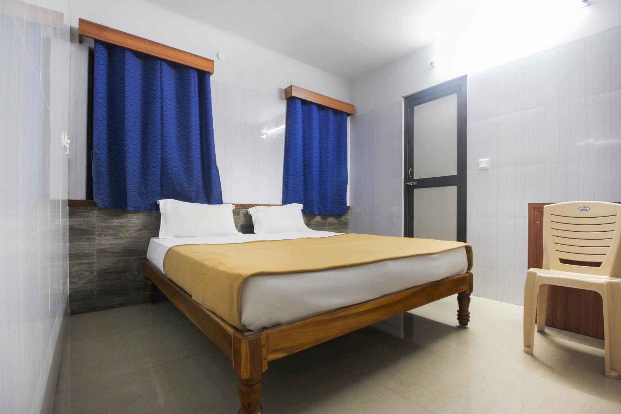 Hotel O Jks Deluxe Lodge Udaiyarpalaiyam Esterno foto
